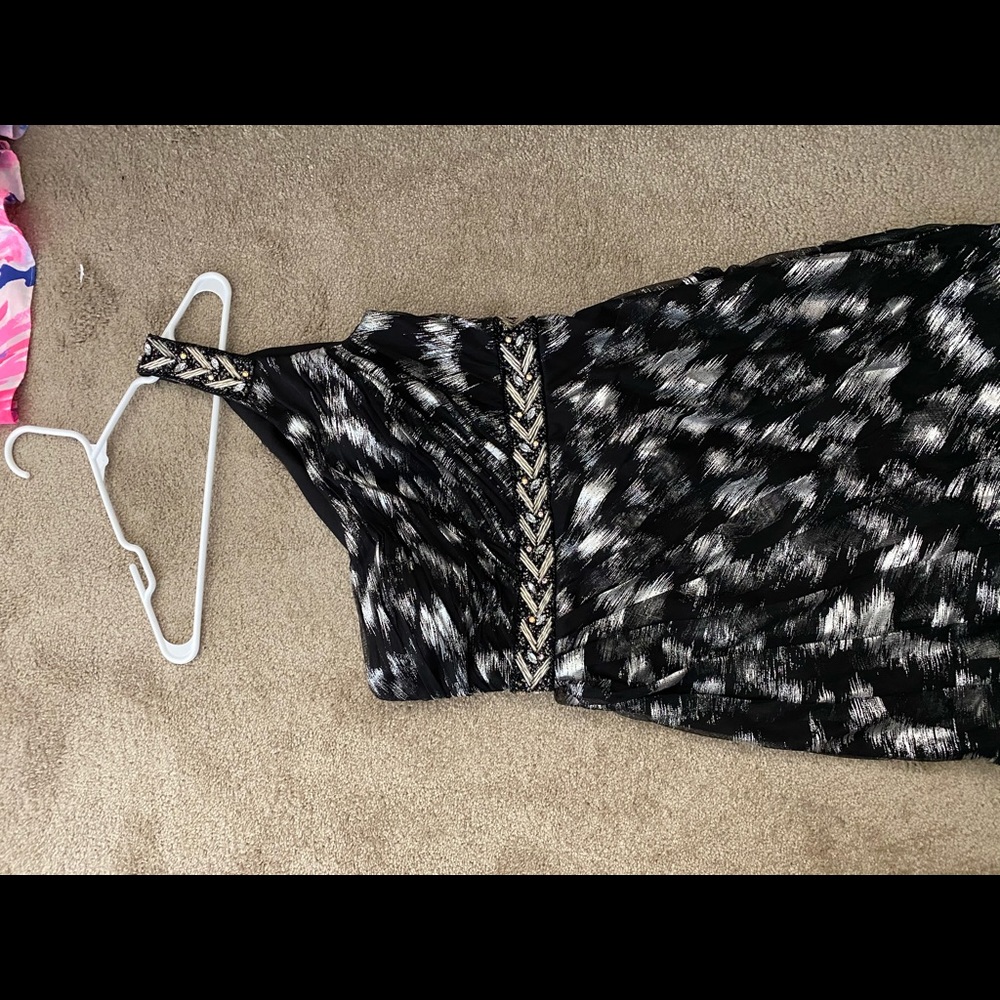 Dave&Johnny silver and black homecoming dress